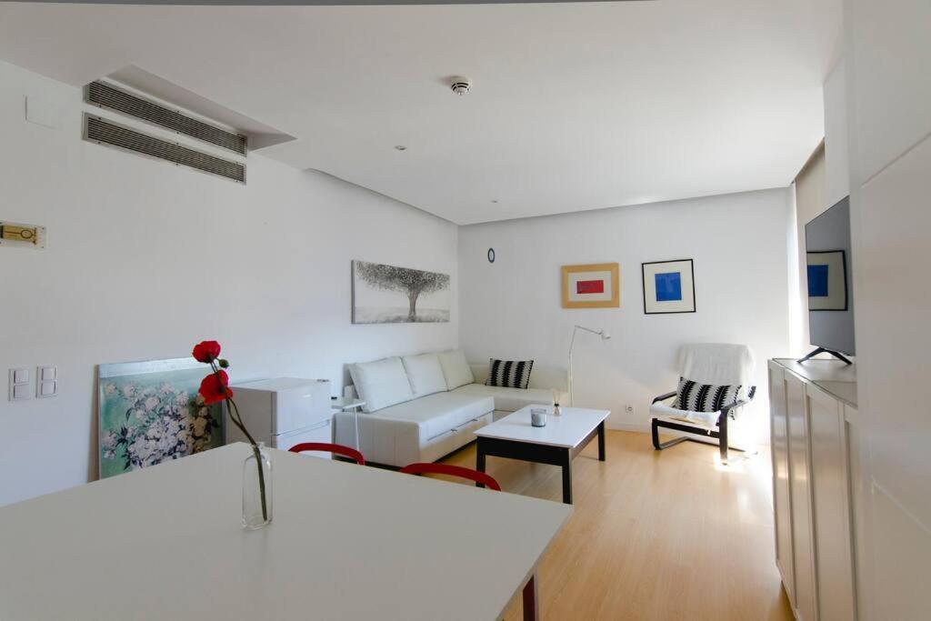 Beautiful Flat A Stone'S Throw From The Retiro-Vill Apartment Madrid Ngoại thất bức ảnh